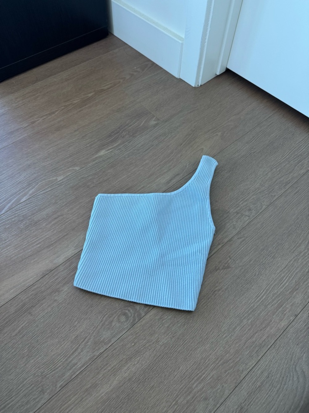 Babaton One-Shoulder Ribbed Crop Top in Pale Blue